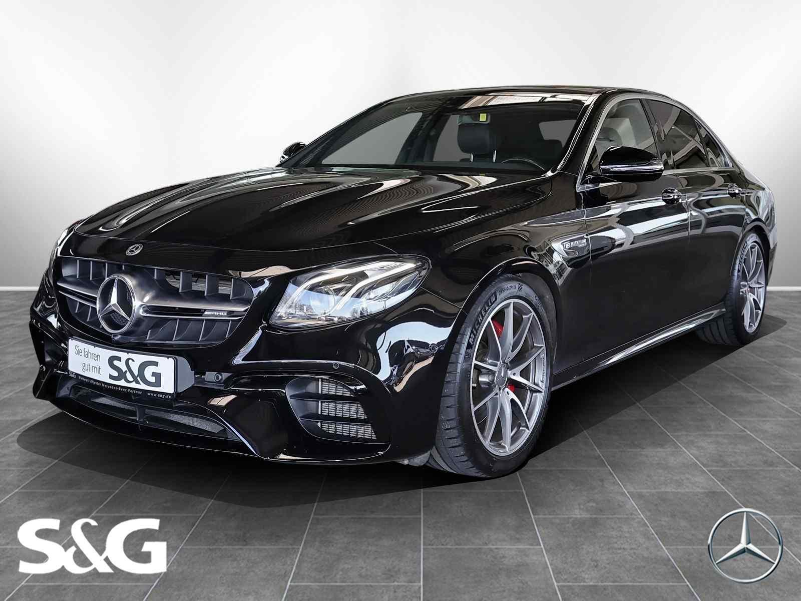 Mercedes-Benz E 63 AMG 4M AMG PANORAMA+AIRMATIC+TOTWINKEL+19"