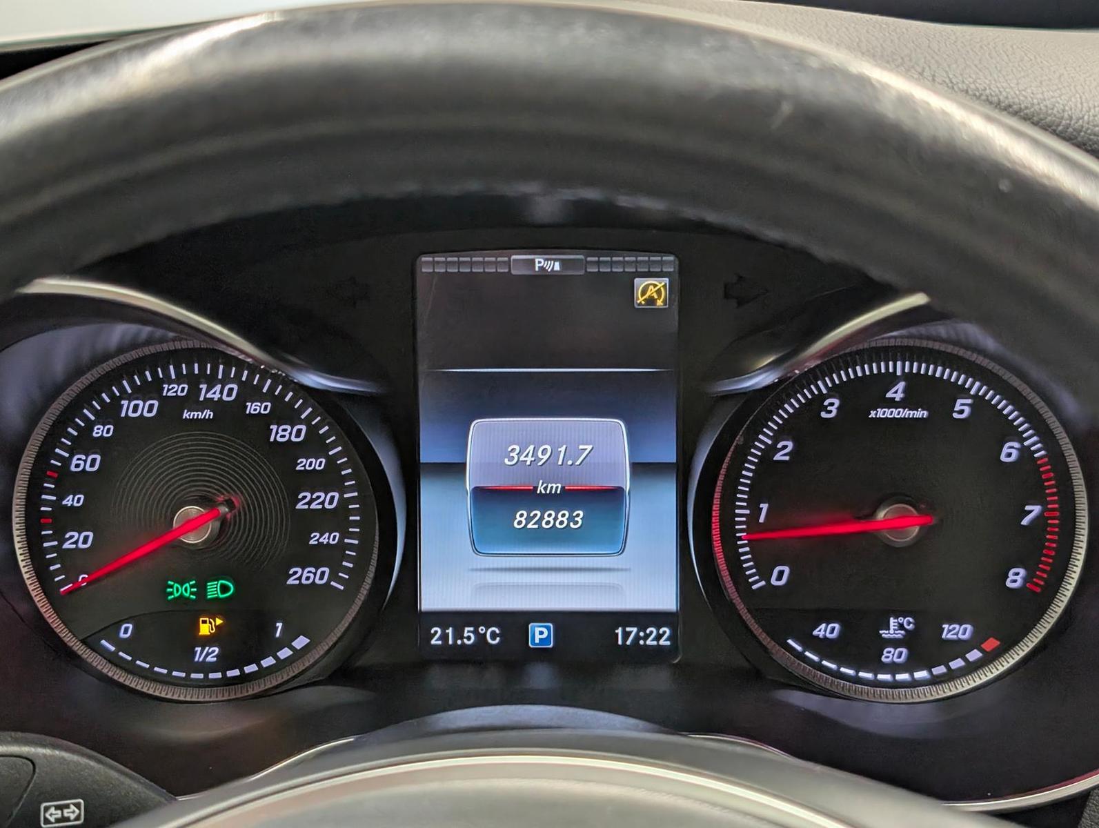 Mercedes-Benz C 180 Avantgarde LED/Navi/SHZ/el.HK/PDC/17-LM