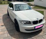 BMW 116i - weiß mit schwarzen Alufelgen - gepflegter - BMW 116 aus 2010: 116i