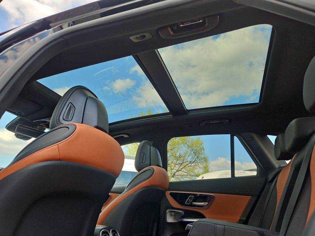 Fahrzeugabbildung Mercedes-Benz GLC 300 4M AMG Night AHK Pano Memory 360° Burm.