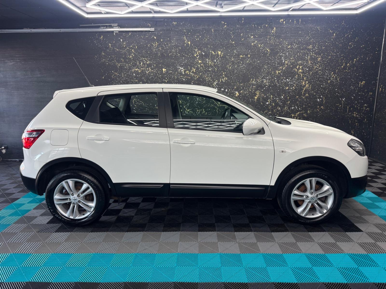 Nissan Qashqai Acenta 1HND/MULTILENK/AHK/TEM