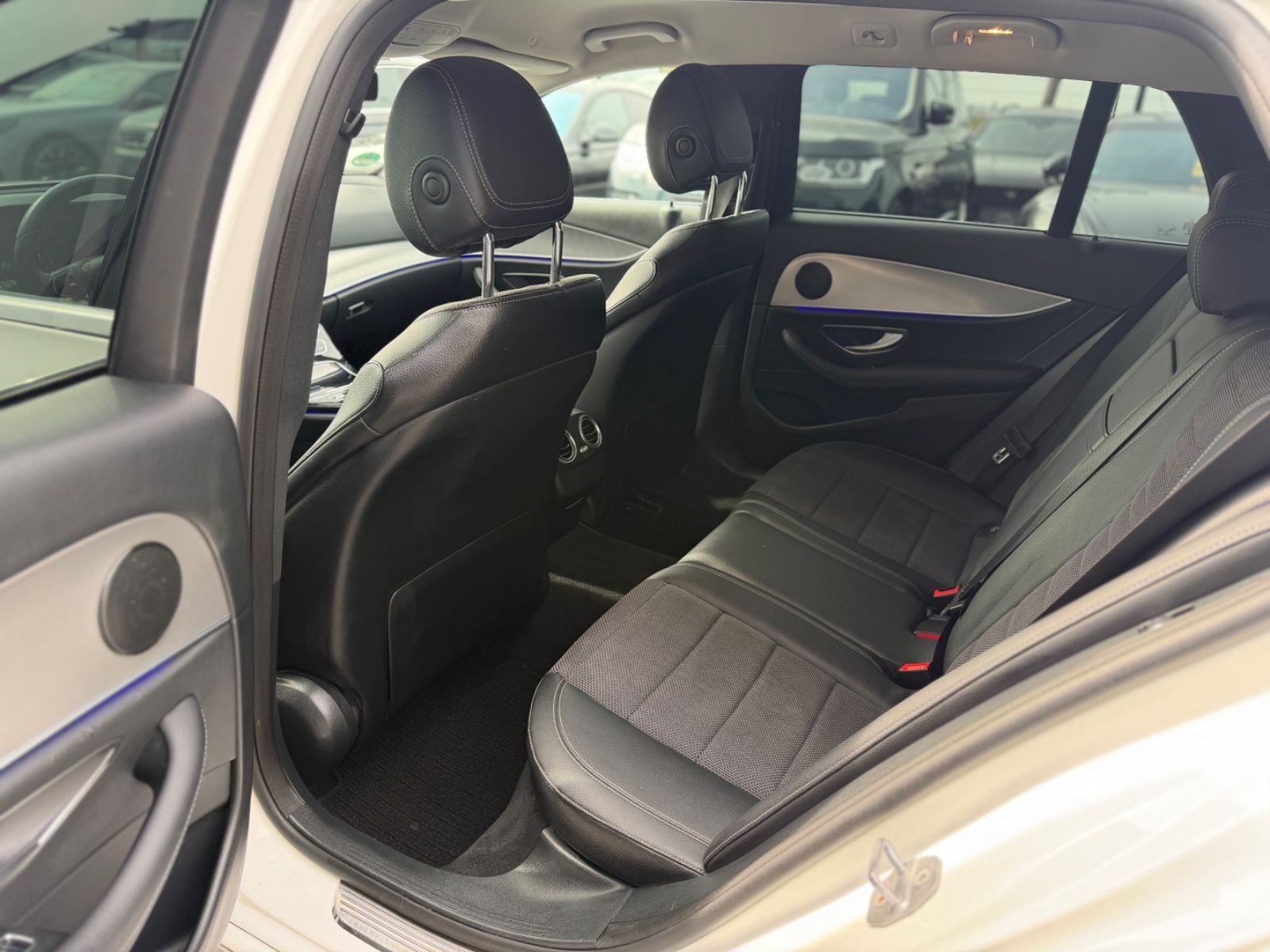 E 220 d T Modell Autom. Navi Leder LED