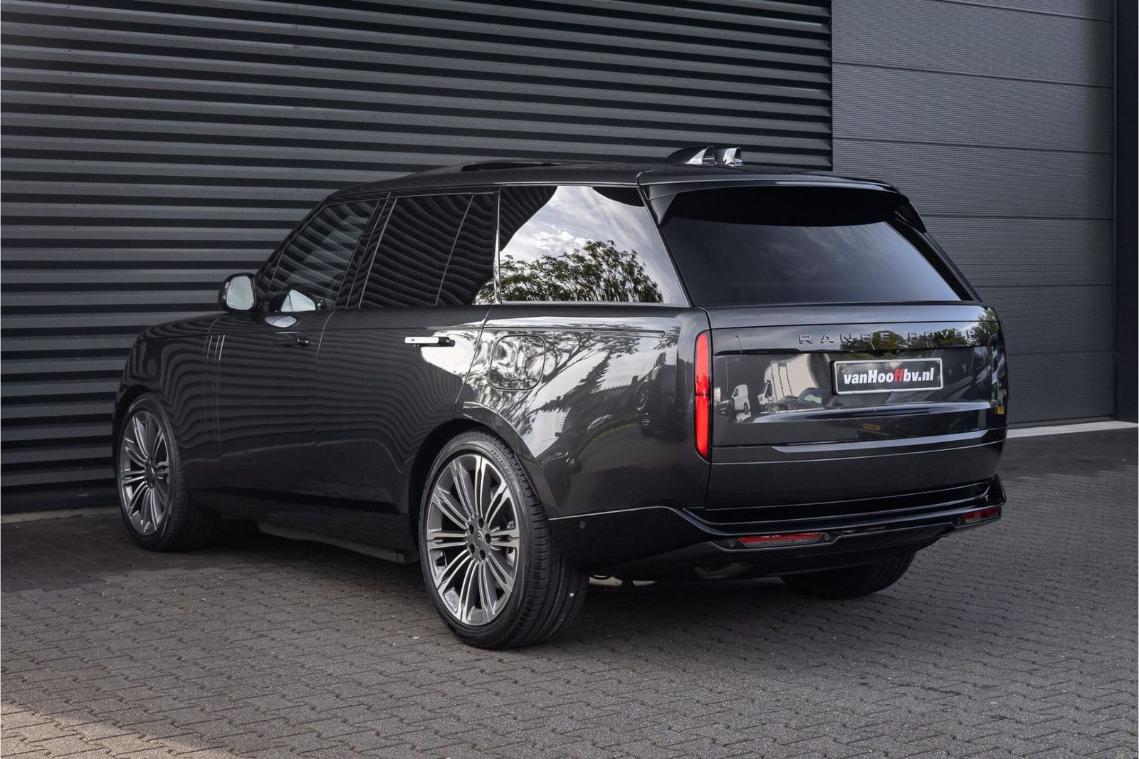 Land Rover Range Rover 3.0 P550e HSE PHEV 23'' - Carpathian imagem 3