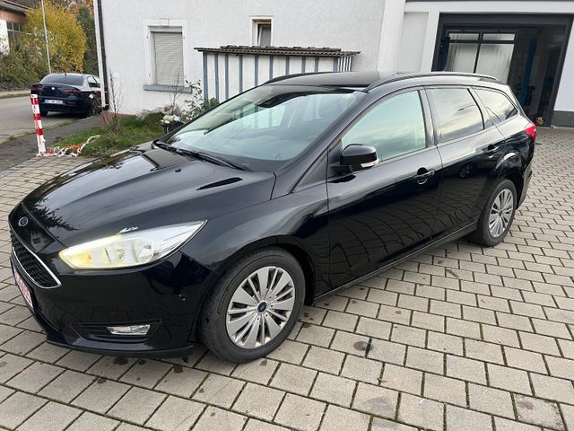 Ford Focus Turnier Business NAVI SITZHEIZUNG TEMPOMAT