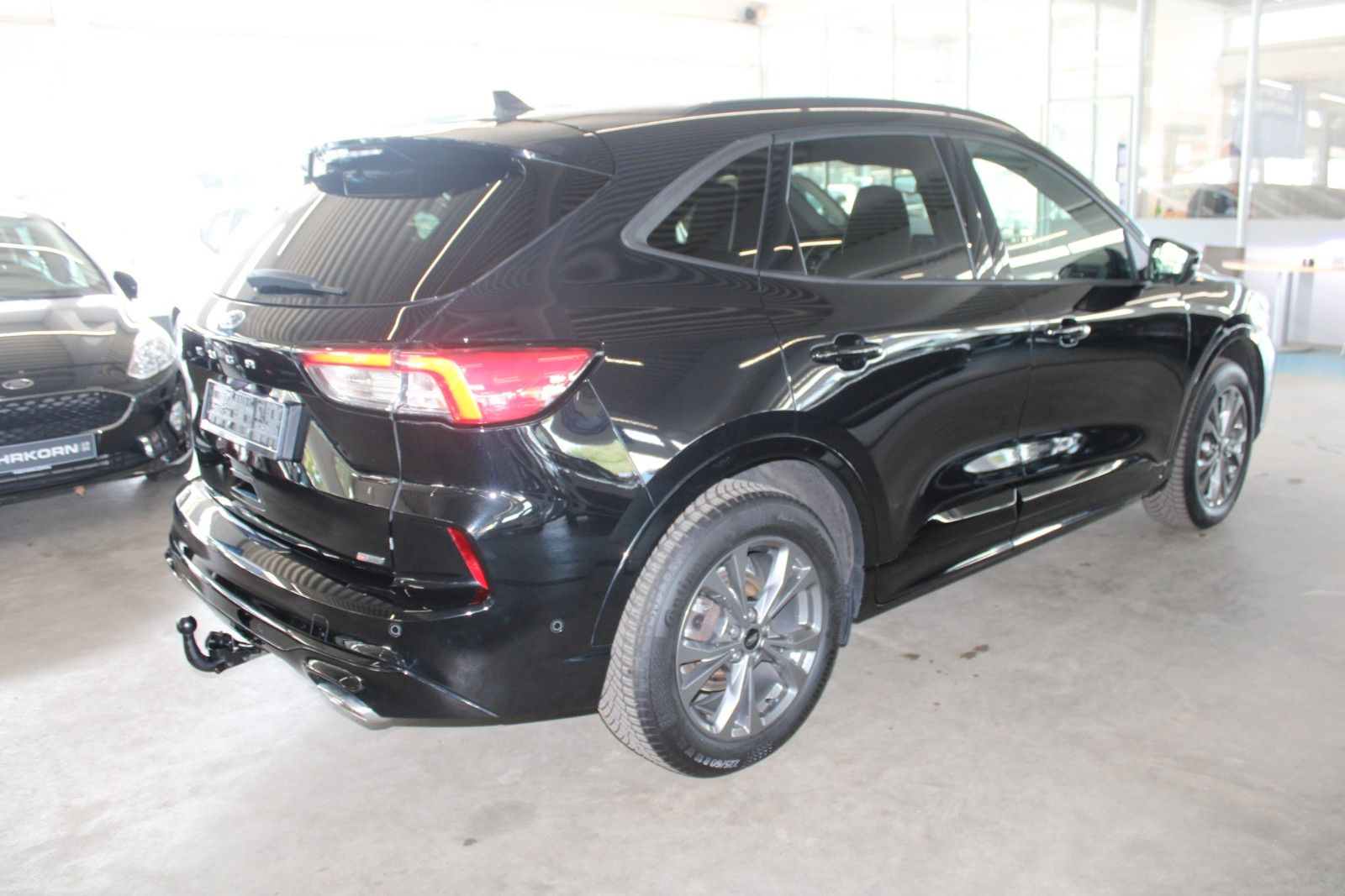 Fahrzeugabbildung Ford Kuga PHEV ST-Line X LED AHK 2xCam ACC WinterPak.