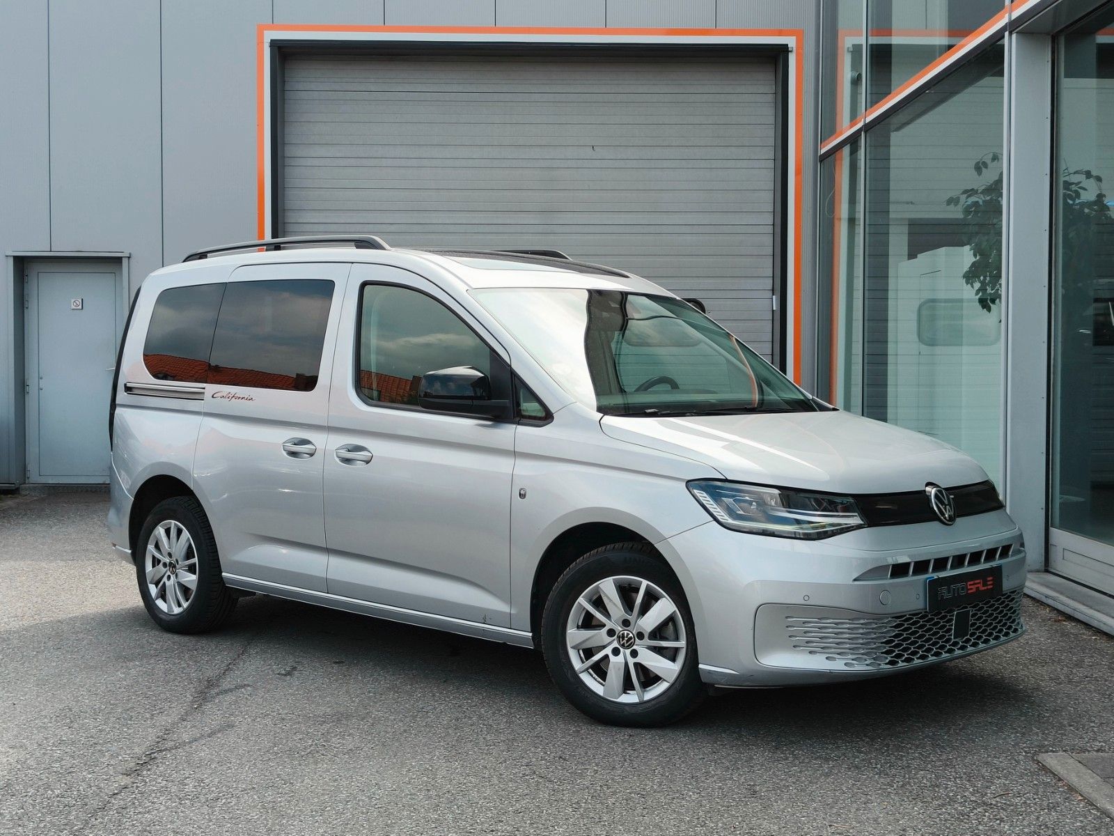 Volkswagen California 2.0 TDI DSG Pano/Bed/Kitchen/LED imagem 2