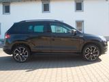 Skoda Karoq Sportline AHK LED Navi ACC Kamera - : Allradantrieb, Geländewagen