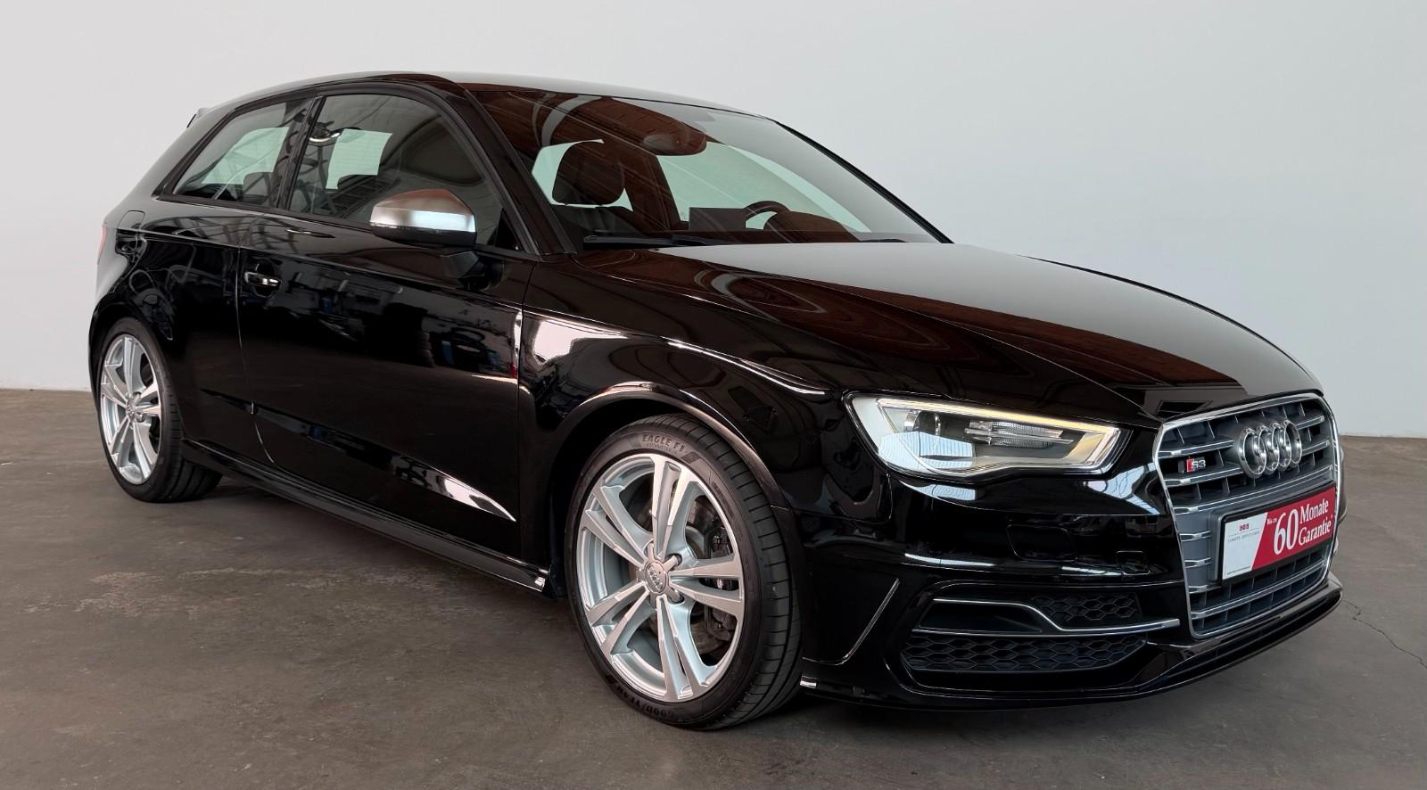 Audi S3 8V 2.0 TFSI QUATTRO 1.HAND SCHECKHEFT 8FACH