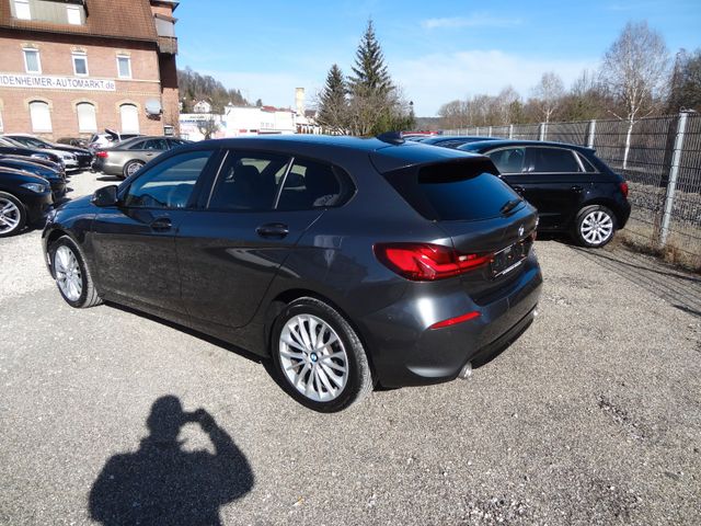 Fahrzeugabbildung BMW 118 d Sport Line/HUD/Navi/Kamera/LED/Virtual/