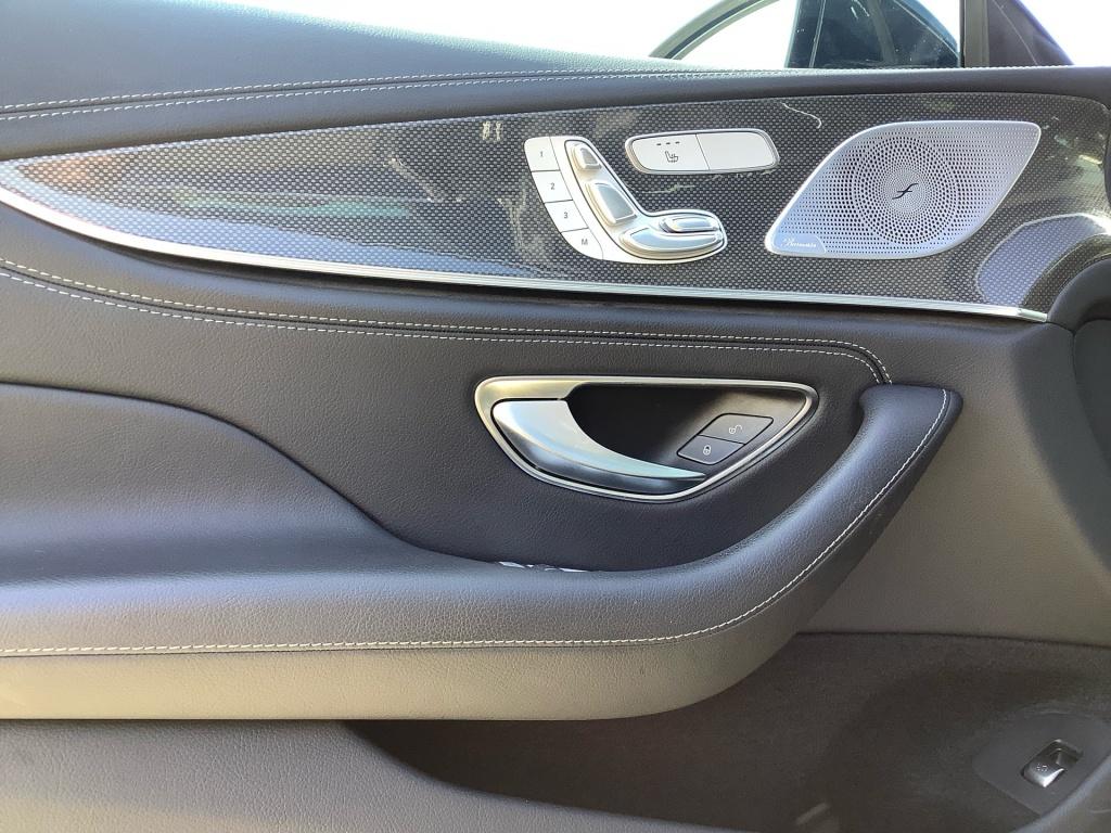 Mercedes-Benz CLS 300 d 4M AMG+Avantgarde+MBUX+Memory+Ambiente