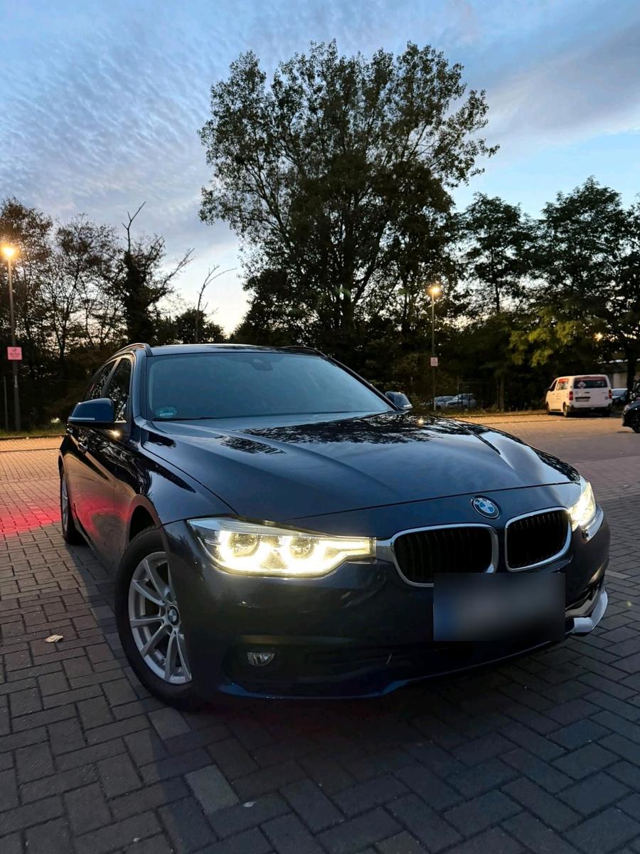 BMW 320