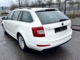 Skoda Octavia 2.0 TDI Elegance Navi+/T.Leder/SO+WR - Skoda Octavia: Kombi, Elegance