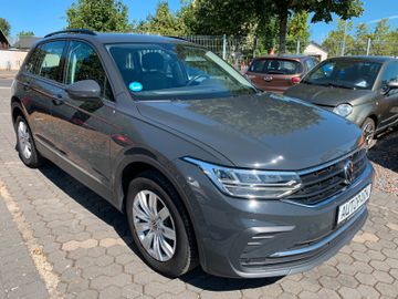 Volkswagen Tiguan - 3