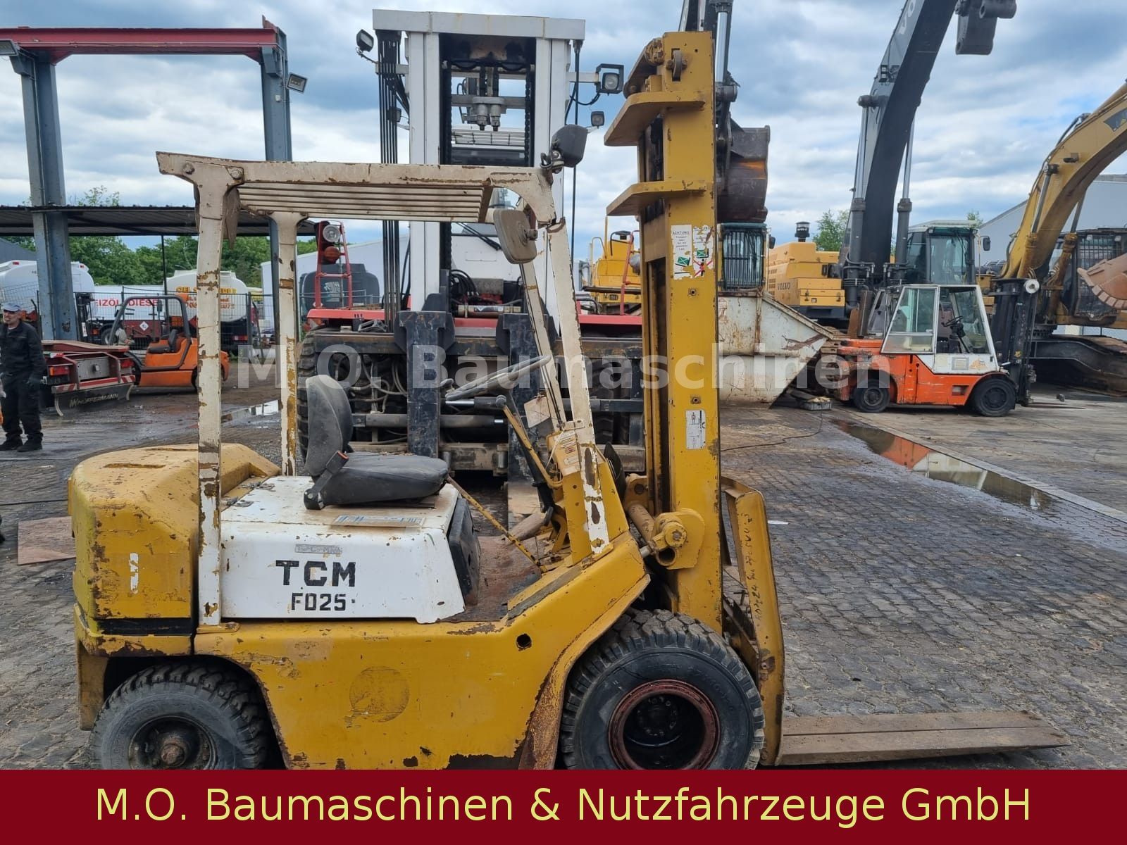 Fahrzeugabbildung TCM FD 25 - Z4 / 2,5 t / 4,00m / Duplex /