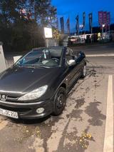 Peugeot 206 CC Tendance 110 Tendance - Peugeot 206 Tendance mit Benzin-Antrieb