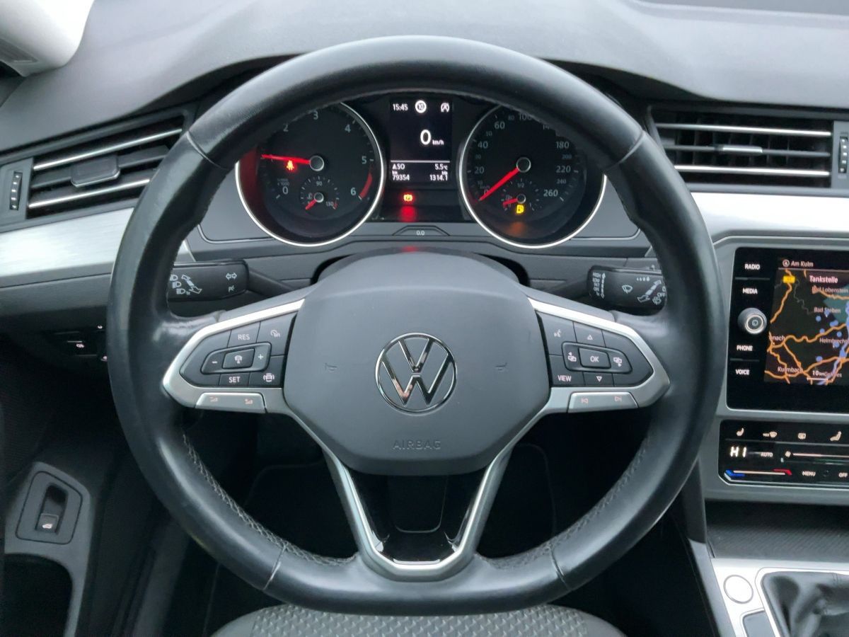Volkswagen Passat Variant - Bild 10