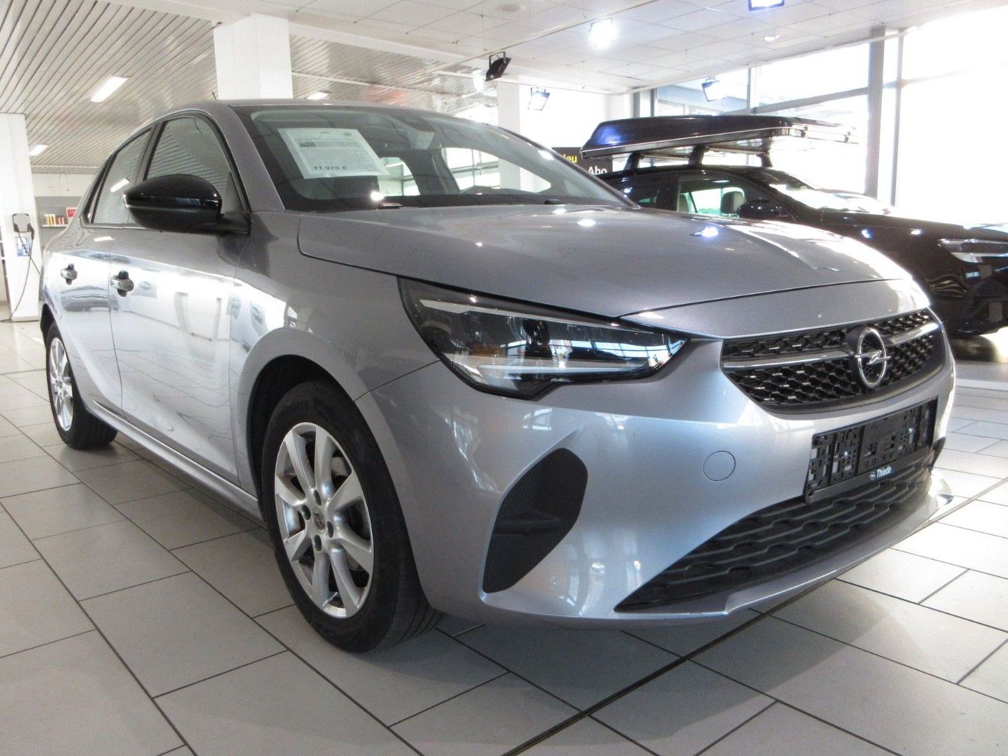 Fahrzeugabbildung Opel Corsa F Edition 1.2 LED/NAVI/PDC/ALU/TEMPOMAT