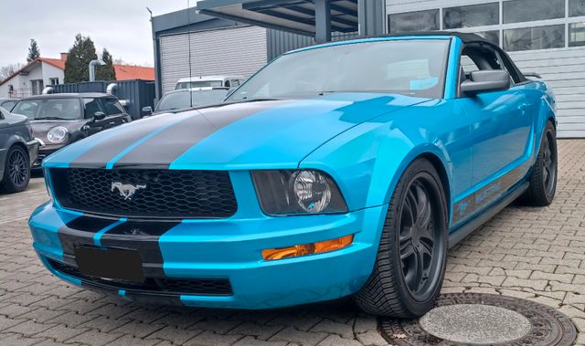 Ford Mustang 4.0 V6 LPG Cabrio Tolle Folierung