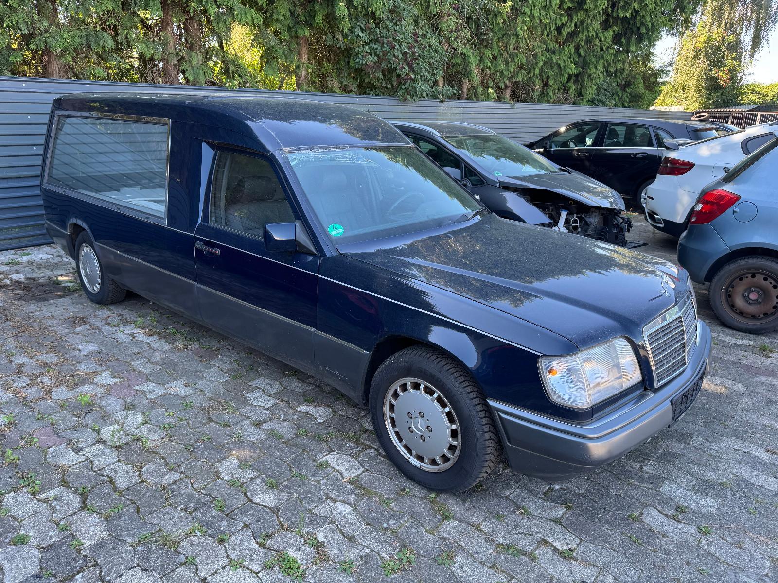Mercedes-Benz 280 E Pollmann W124  *Bestattungswagen*2.Hand*