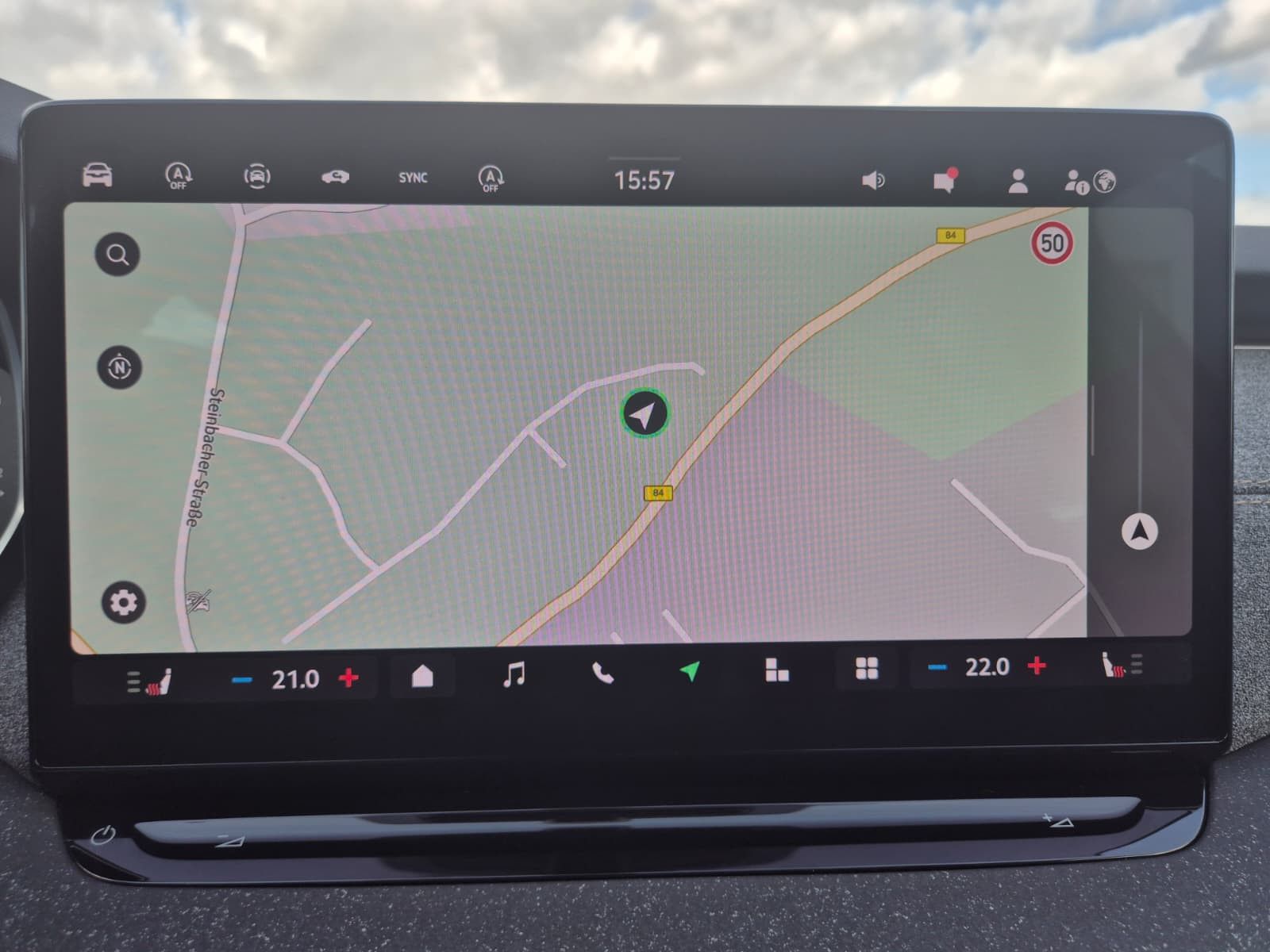 Fahrzeugabbildung SKODA Octavia 1.5 eTSI DSG Selection LED*AHK*5J-Gar.