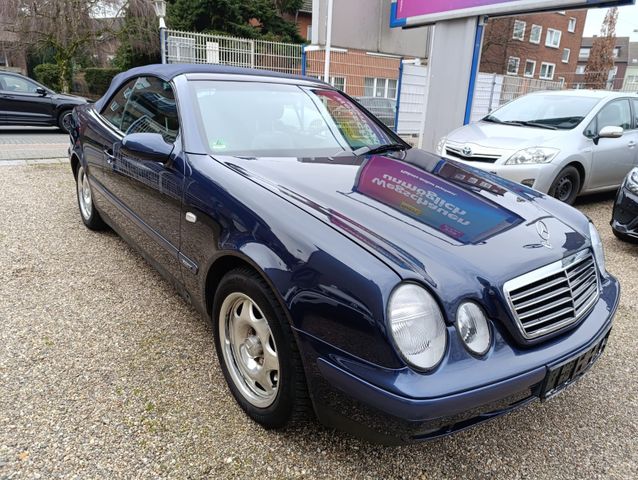 Mercedes-Benz CLK 320 ELEGANCE/AUTOMATIK /KLIMA/LEDER/GAS*