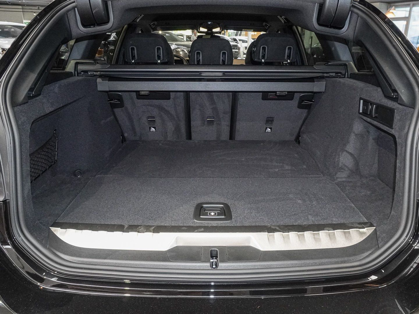 BMW 330 - Bild 18