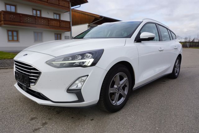 Ford Focus Turnier Cool & Connect Autom. LED AHK 1Hd