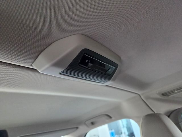 Multivan T7 LANG LÜ 2.0 TDI LED APP IDA GRA 6SI