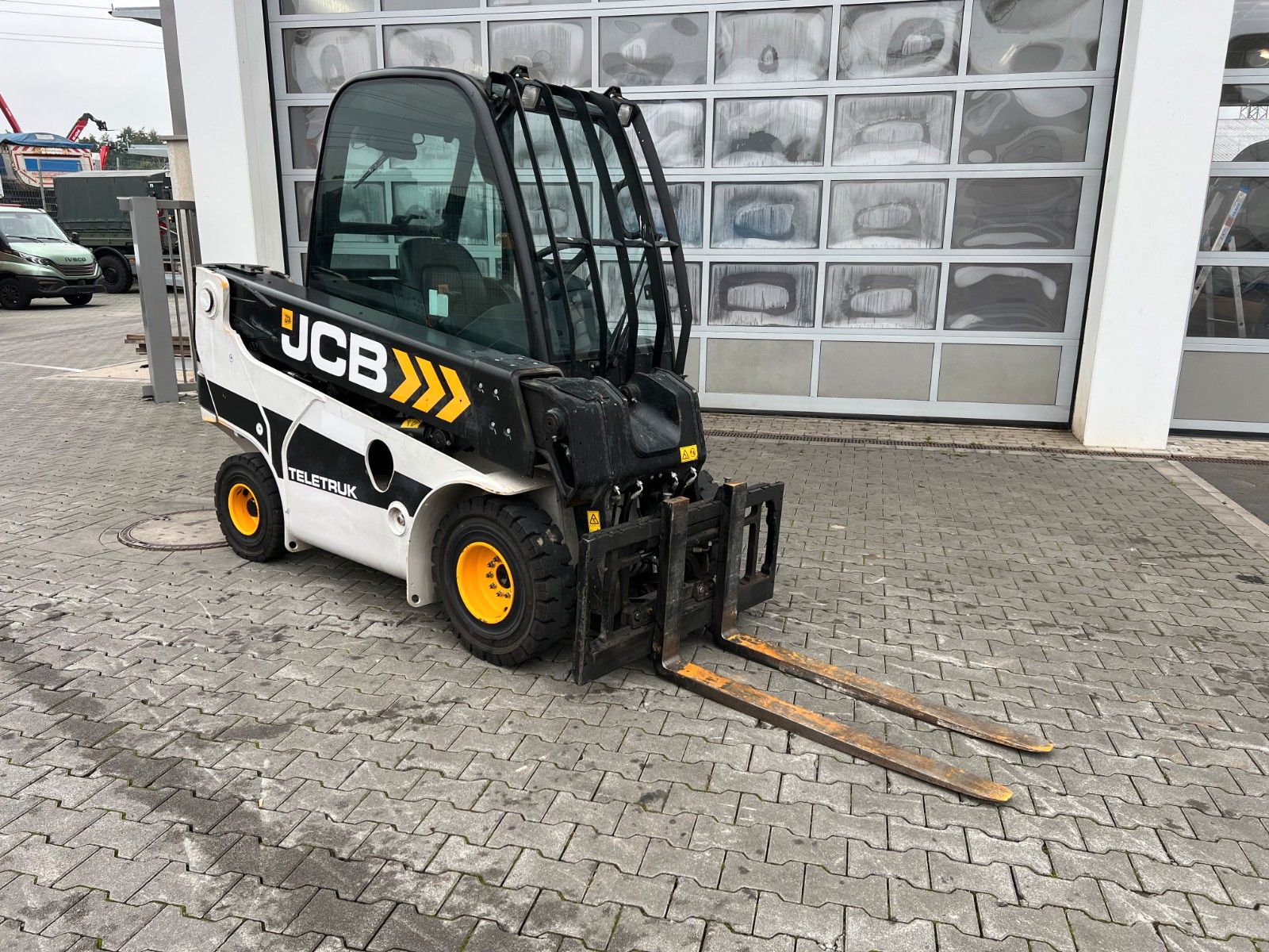 Fahrzeugabbildung JCB TLT 30D 2WD / nur 1.948h!