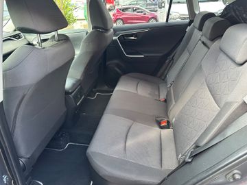 Toyota RAV 4 - 11