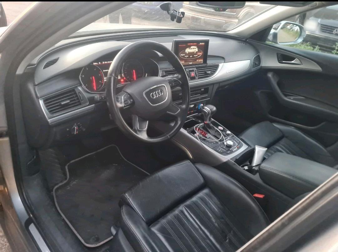 Audi Quattro 2012 — photo 11