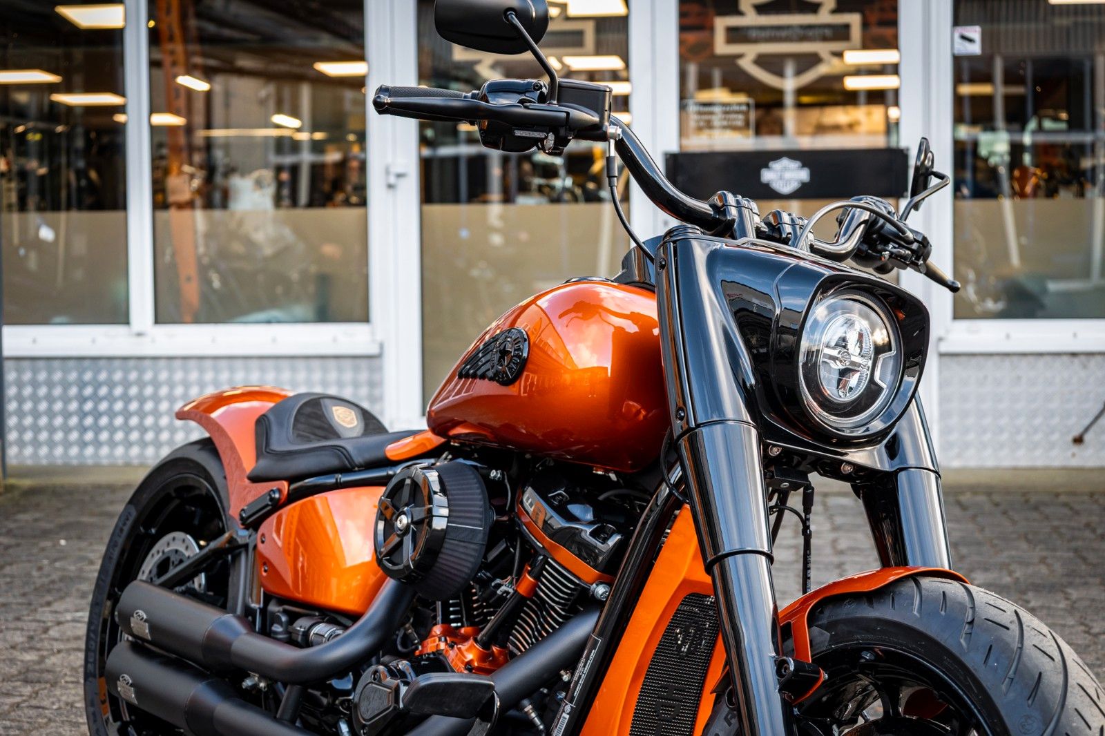 Fahrzeugabbildung Harley-Davidson DARK BOY FLFBS BLACK 117 MY25-H-D Kiel Custom
