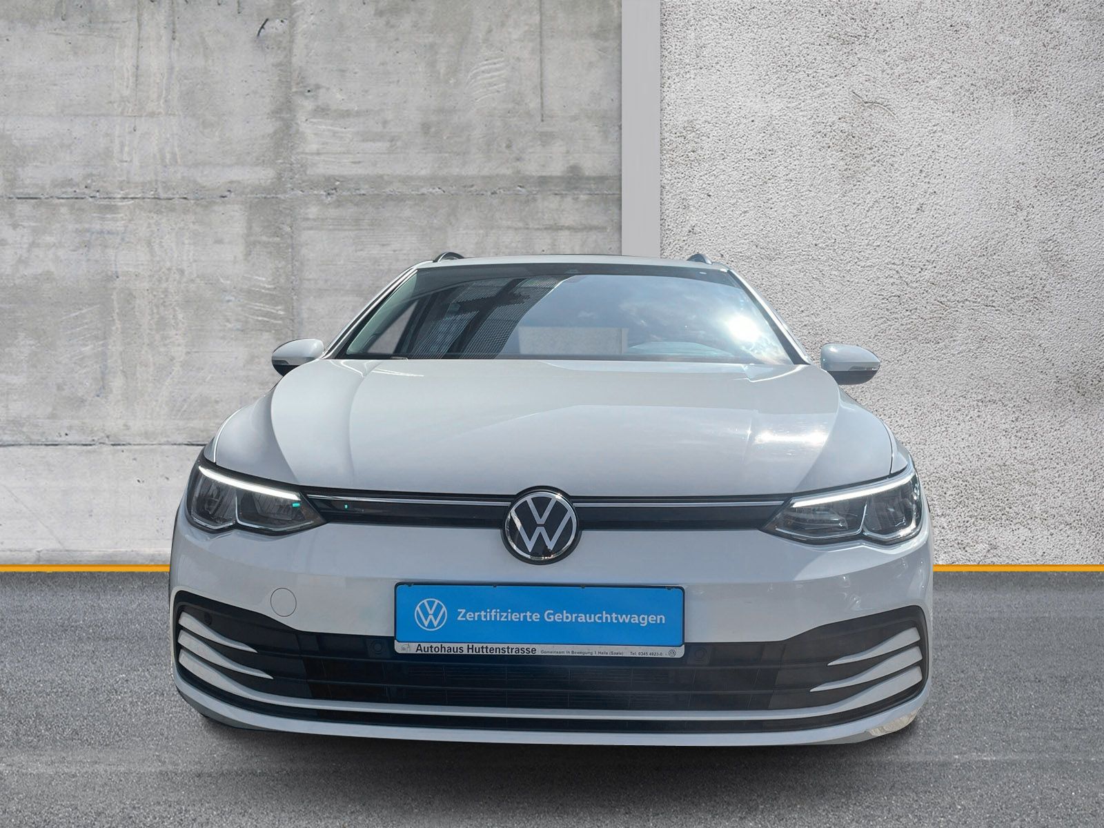 Fahrzeugabbildung Volkswagen Golf VIII Variant 2.0 TDI DSG Life ACC NAVI SHZ