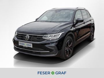 Volkswagen Tiguan - 1