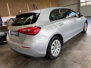 Mercedes-Benz A 200 A -Klasse *NAVI*PDC*SPURASSIST*TEMPOMAT*