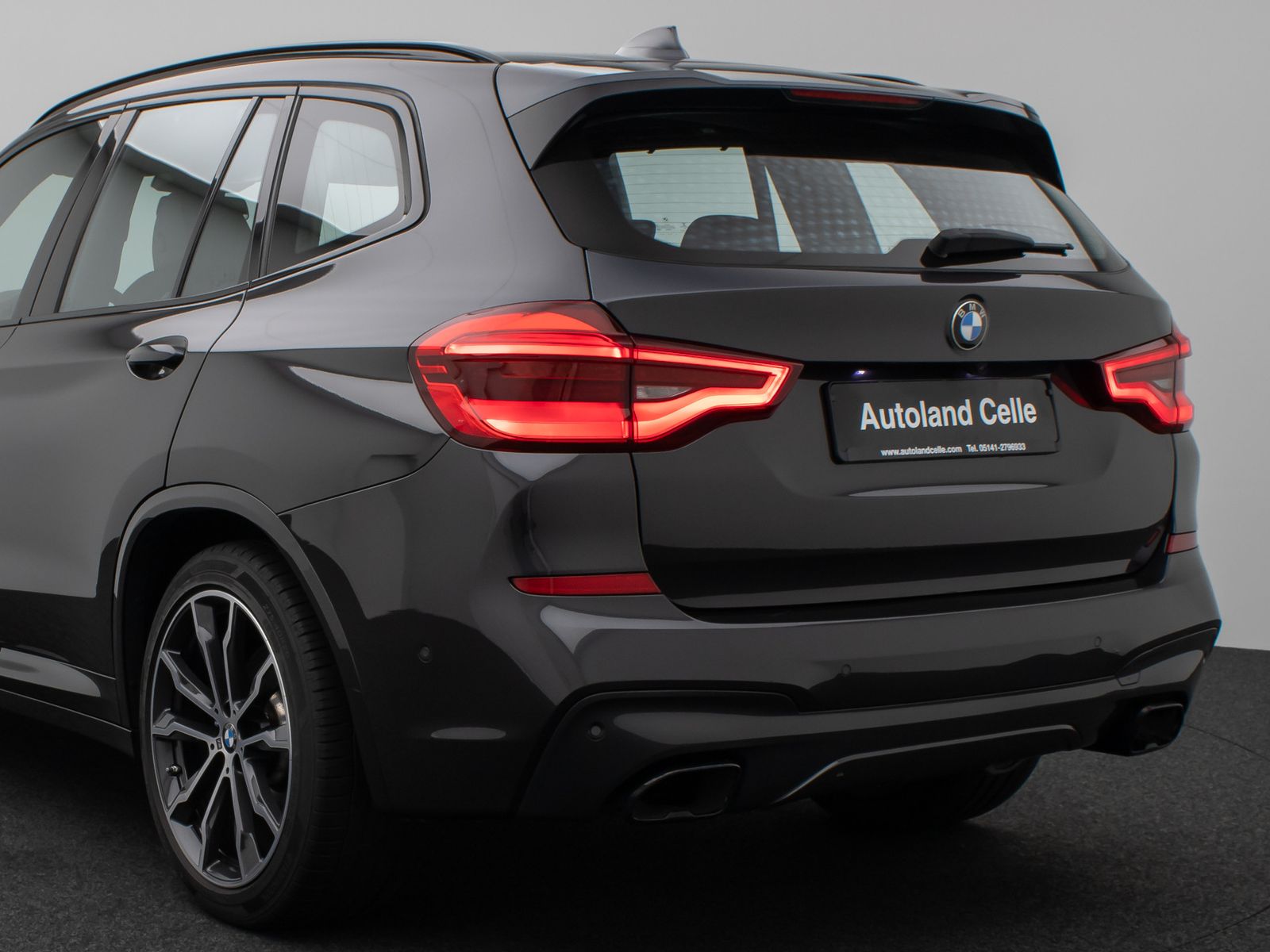 Fahrzeugabbildung BMW X3 M40i Panorama Kamera HUD DAB HiFi AHK Komfort