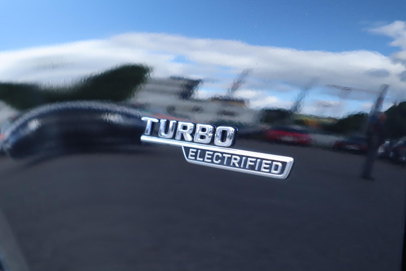 Mercedes-Benz C 43 AMG T 4M PANO/CARBON/DIST/360°/HUD/NIGHT/