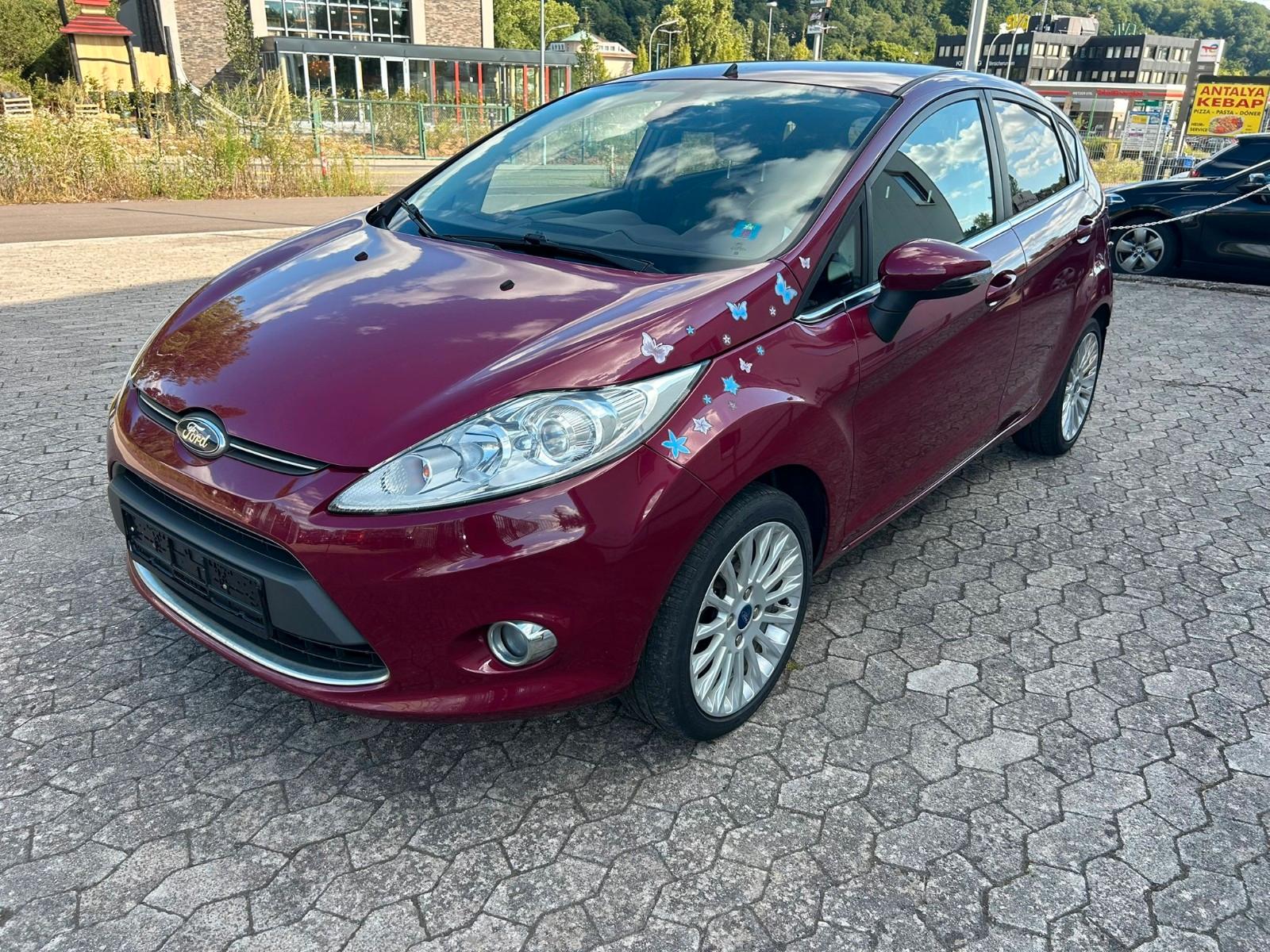Ford Fiesta PDC+ 1.HAND + XENON
