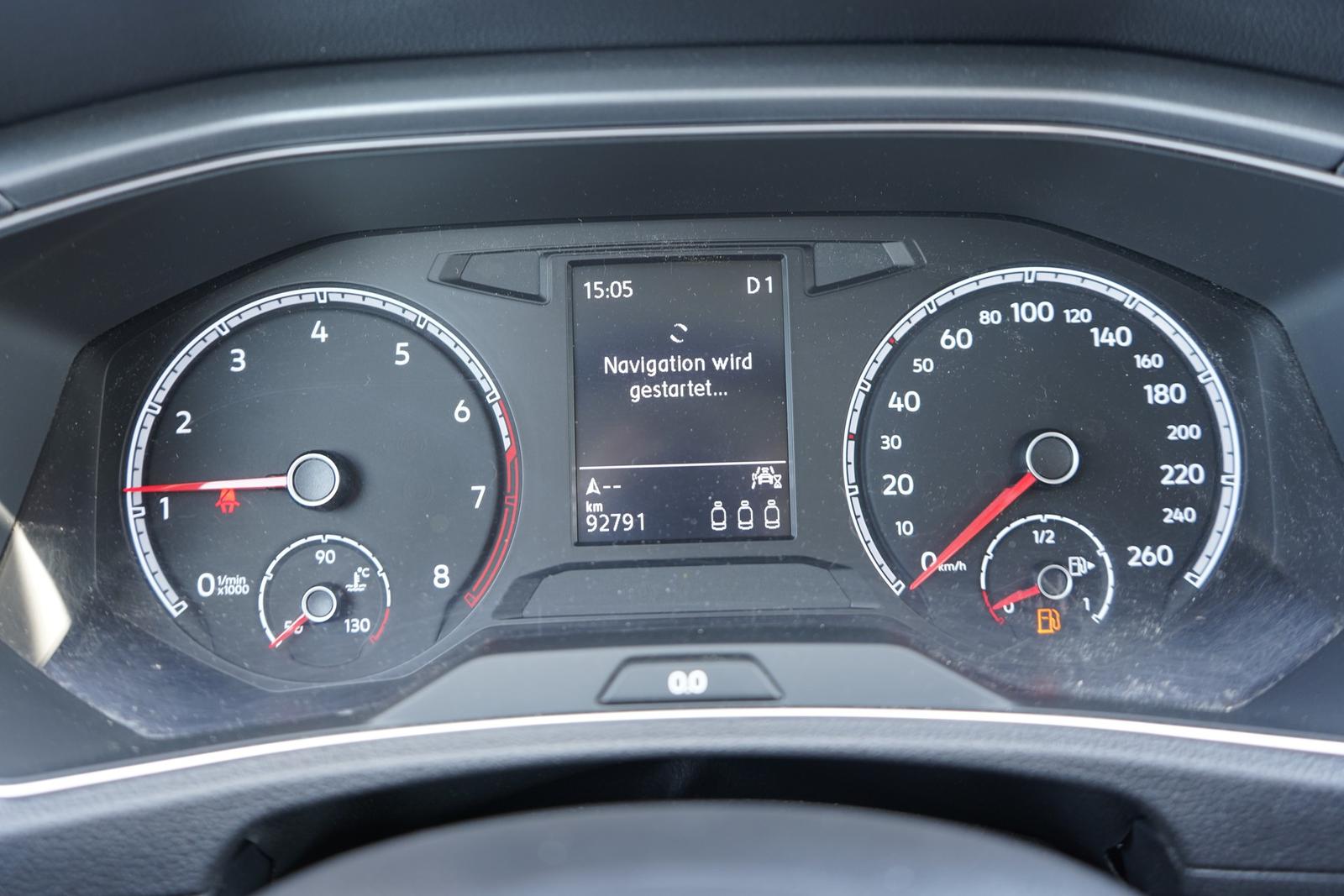 Volkswagen T-Roc 1.5 Active DSG LED Navi Klimaaut. PDC, миниатюра 25
