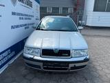 Skoda Octavia Combi 1.9 TDI*Aut*AHK*Klima*Sitzh*Schekh - Skoda Octavia aus 2002: Kombi