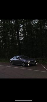 BMW E39 523i Limo M Paket - BMW 523 aus 1996