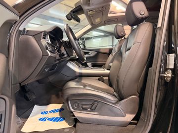 Audi Q7 - 10