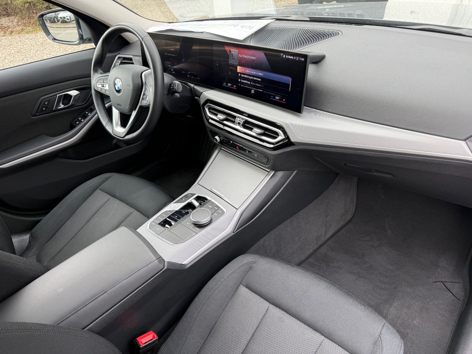 BMW 320d xDrive Touring Aut Navi LED Live Cockpit foto 8