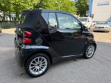 Smart ForTwo cabrio Passion 62 kW LEDER-SHZ-EURO5-TÜV - Smart: Eu