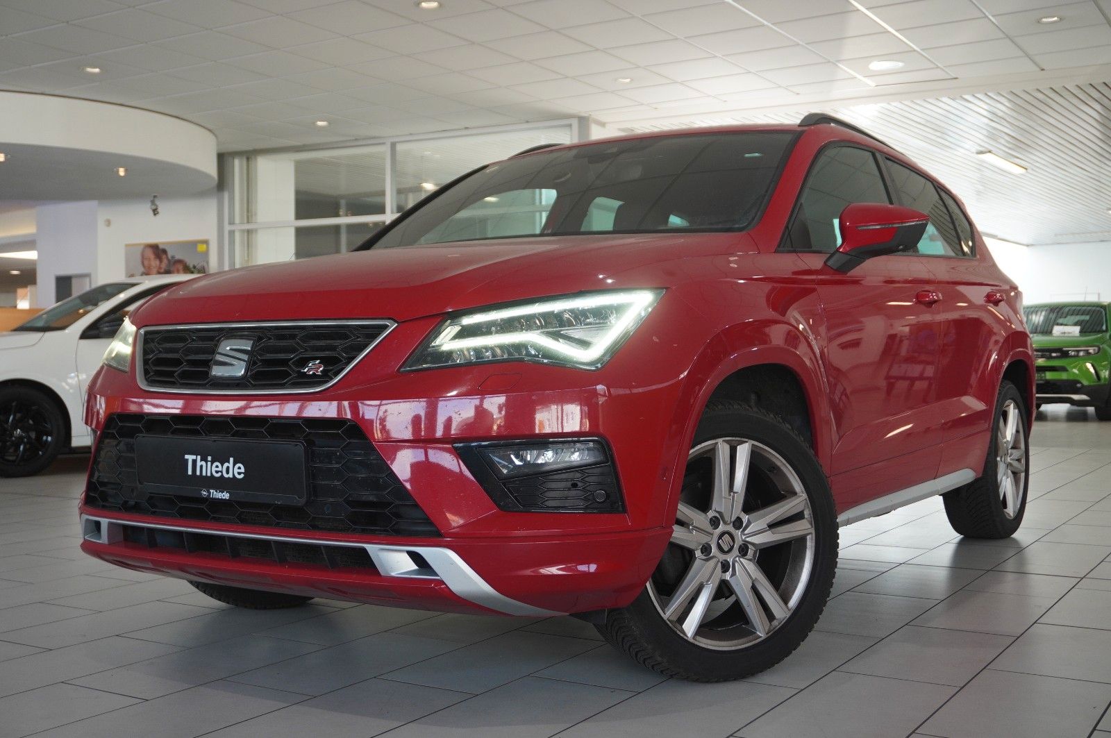 Fahrzeugabbildung SEAT Ateca .1.5 TSI FR SPORT DSG NAVI/LED/KAMERA/AHK