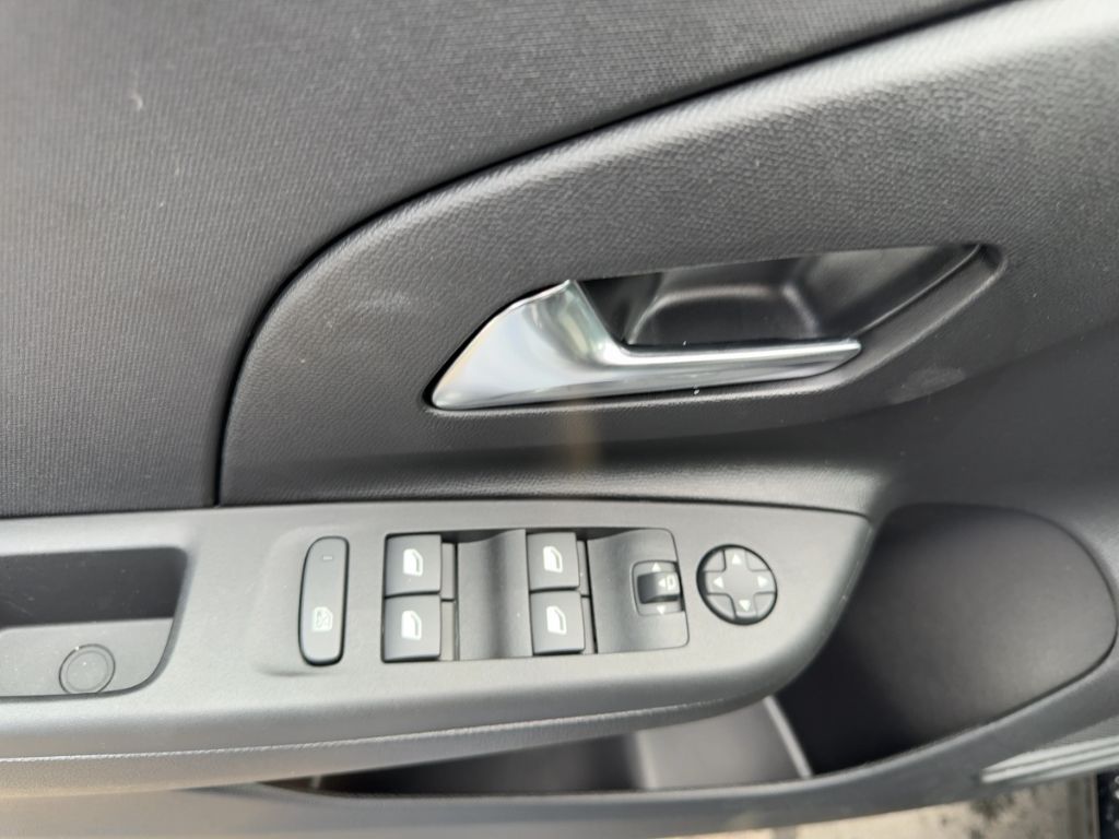 Fahrzeugabbildung Opel Corsa Edition  TECH - WINTER - KOMFORTPAKET