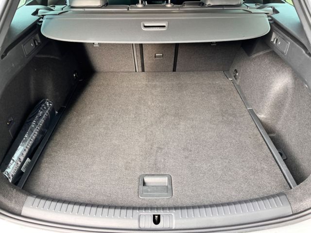 Leon Sportstourer VZ 2.0TSI DSG*AHK+BEATS+ACC*