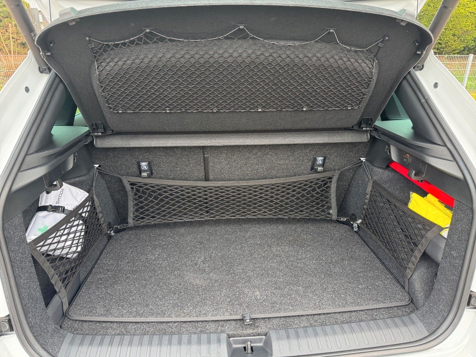 Fahrzeugabbildung SKODA Kamiq Selection 1.0 TSI *ACC*PANO*KAMERA*AMUNDSE