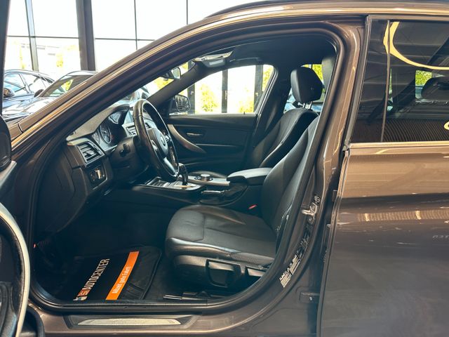 MYAUTOCENTER – Gebraucht- und Jahreswagen mit Werkstattservice in Pfaffenhofen BMW 320 *HARMANKARDON*HUD*TOTWASSIST*AHK*TEMPO*NAVI*