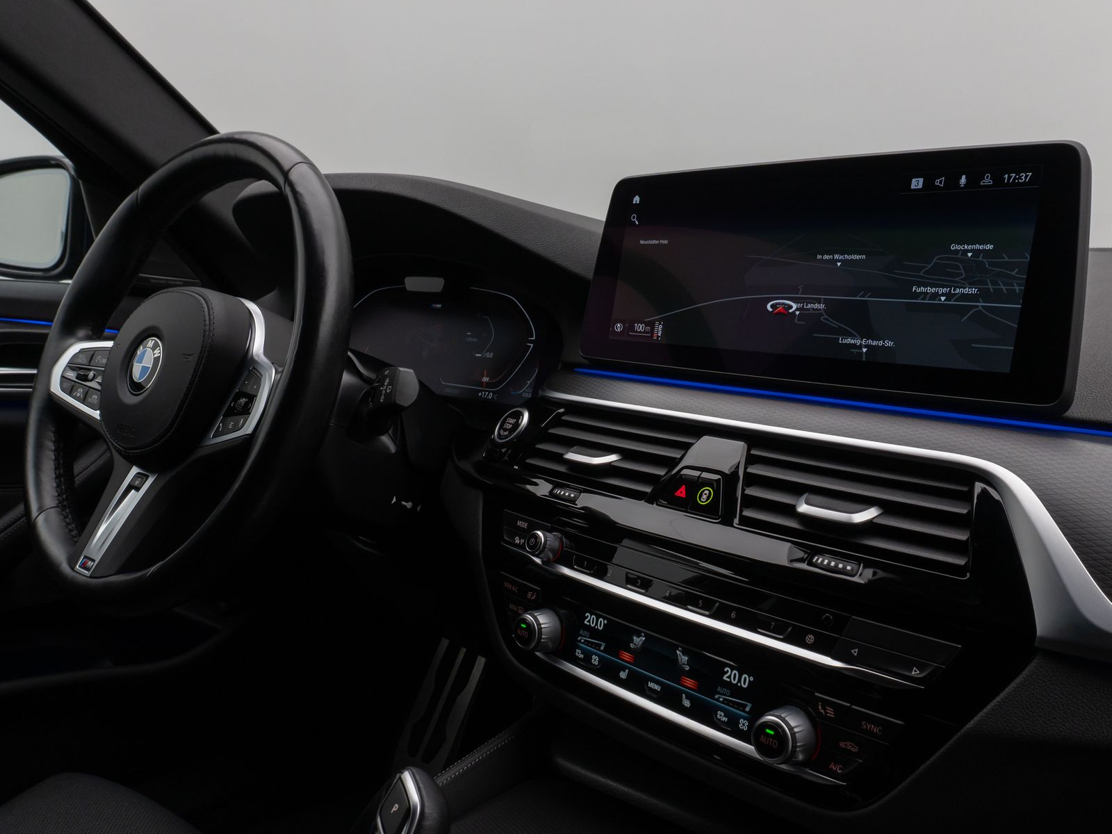 Fahrzeugabbildung BMW 530d xD M Sport Laser HUD DAB H/K ACC AHK Komfor